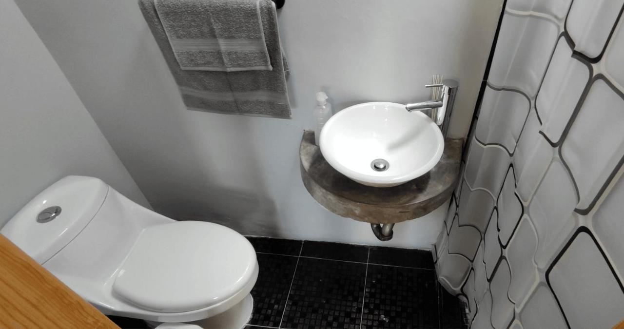 Habitaciones Privadas Con Bano Propio En Una Zona Segura Y Centrica De Guadalajara. 外观 照片
